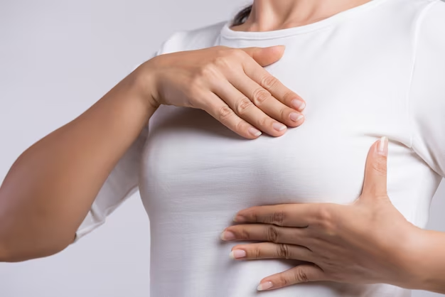 Почему возникает рак молочной железы у женщин: основные причины и факторы риска